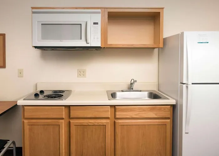 Woodspring Suites Midland