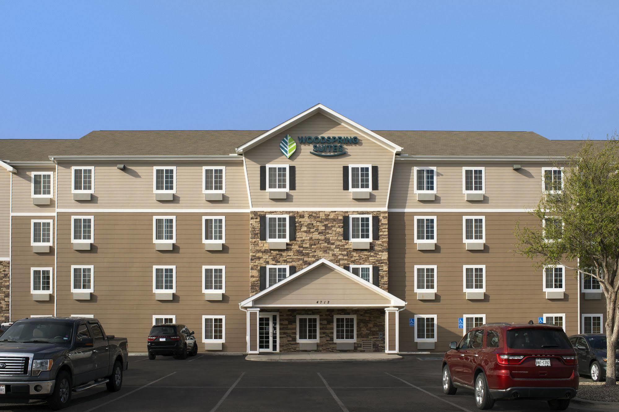 Woodspring 2* Midland
