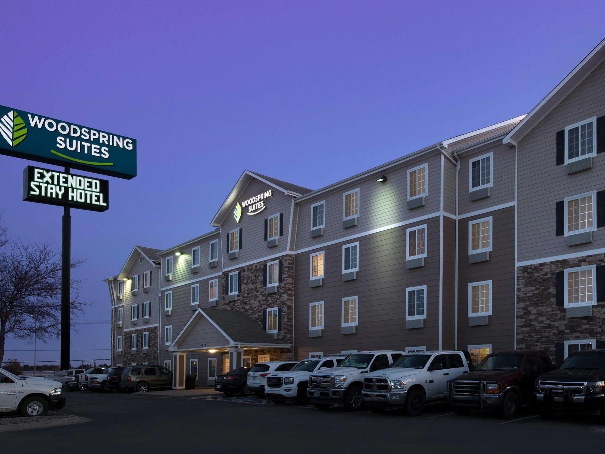 Woodspring Hotel Midland